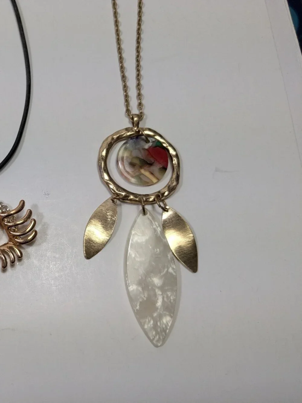 N/A gold tone